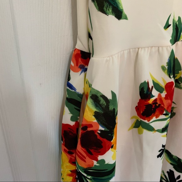 NWOT Cream Floral Fit and Flare Dress - Picture 3 of 5
